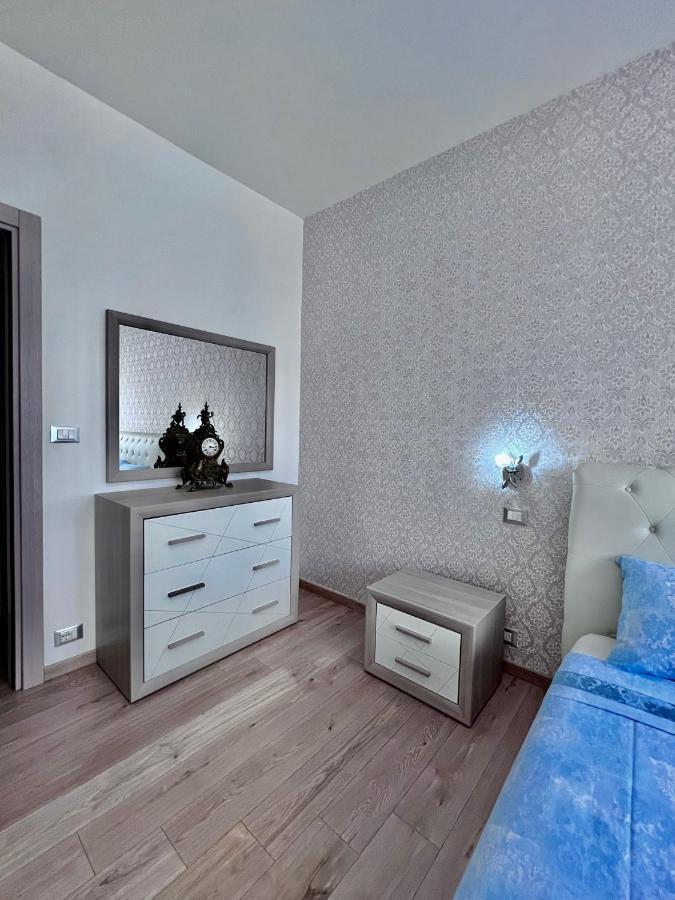 Casa Vacanze Torino Con Vasca Idromassaggio Bagian luar foto